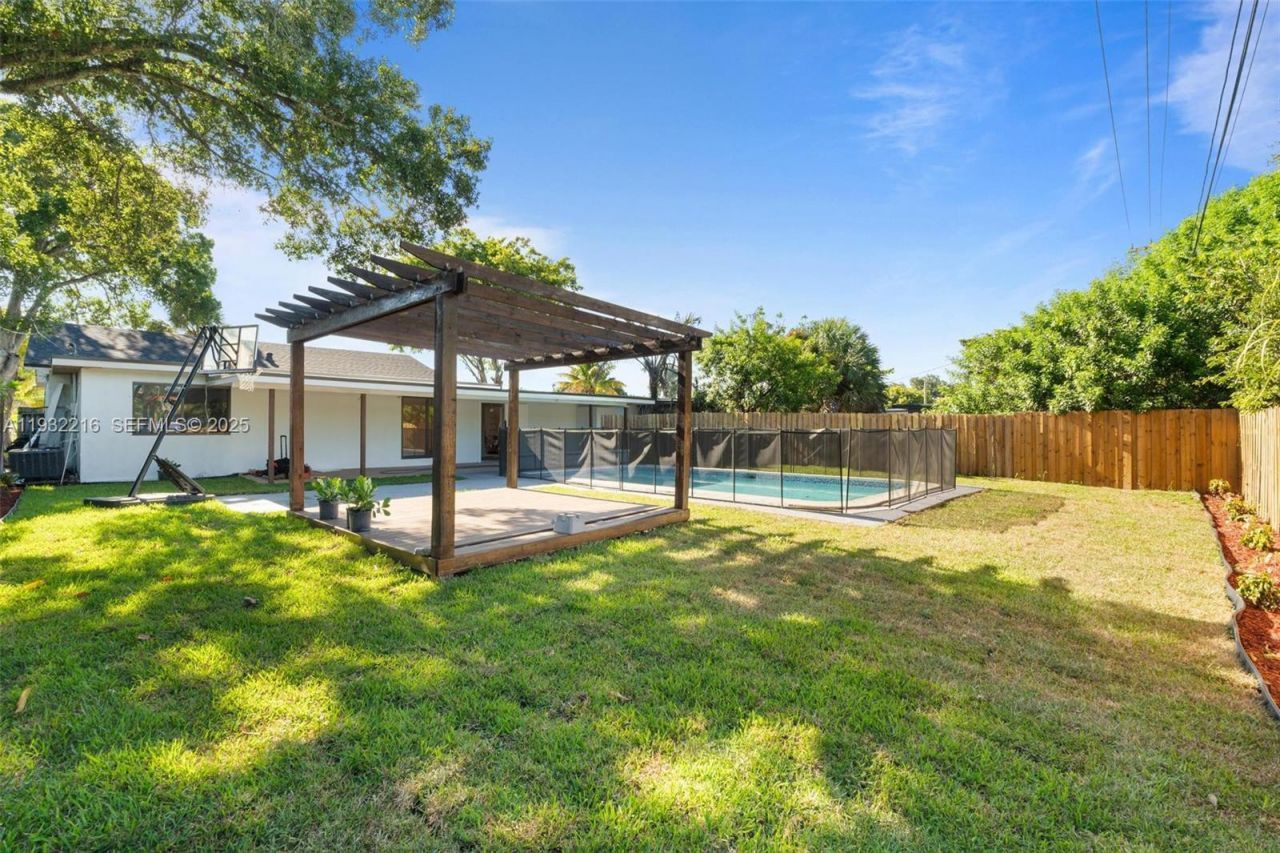 1516 SW 30th Terrace , Fort Lauderdale, FL 33312 Photo