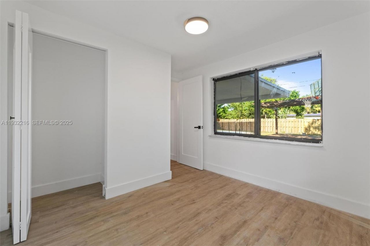 1516 SW 30th Terrace , Fort Lauderdale, FL 33312 Photo