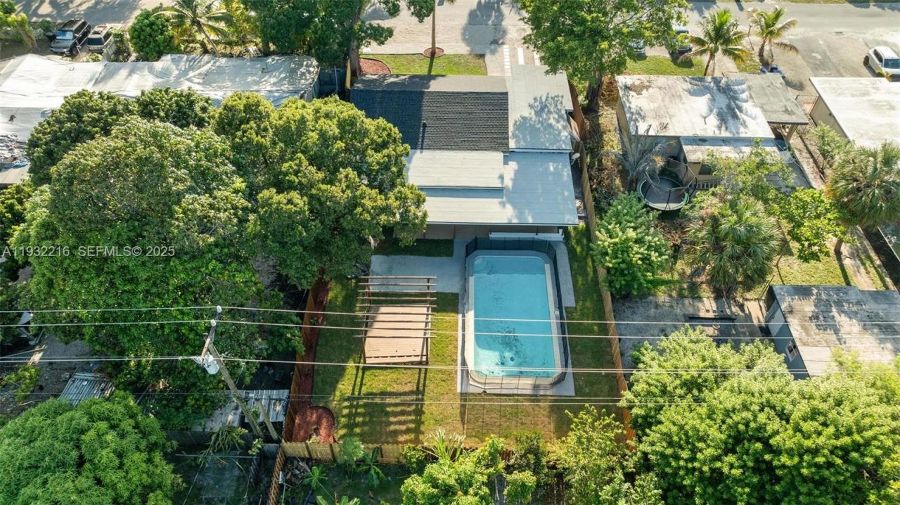 1516 SW 30th Terrace , Fort Lauderdale, FL 33312 Photo