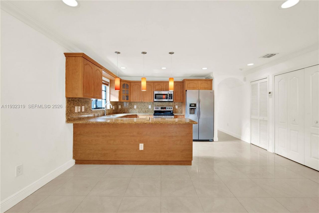 2237 SW 63rd Ave, Miami, FL 33155 Photo