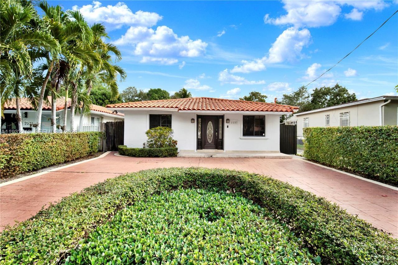 2237 SW 63rd Ave, Miami, FL 33155 Photo