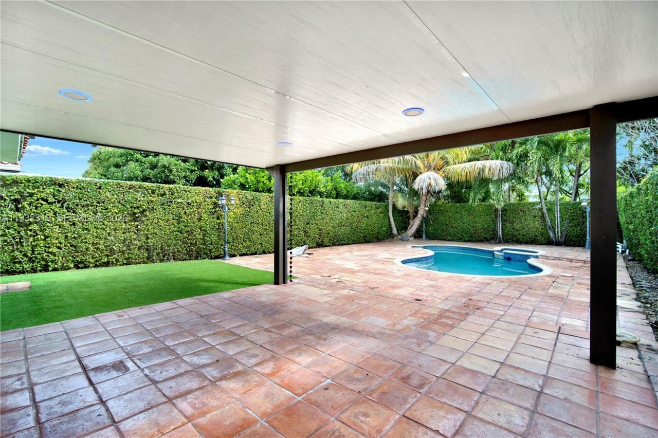 2237 SW 63rd Ave, Miami, FL 33155 Photo