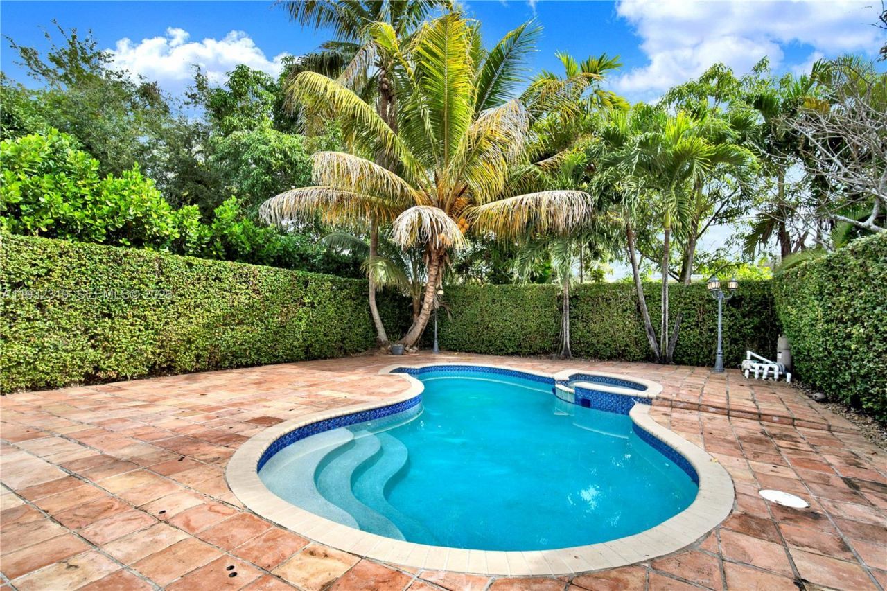 2237 SW 63rd Ave, Miami, FL 33155 Photo