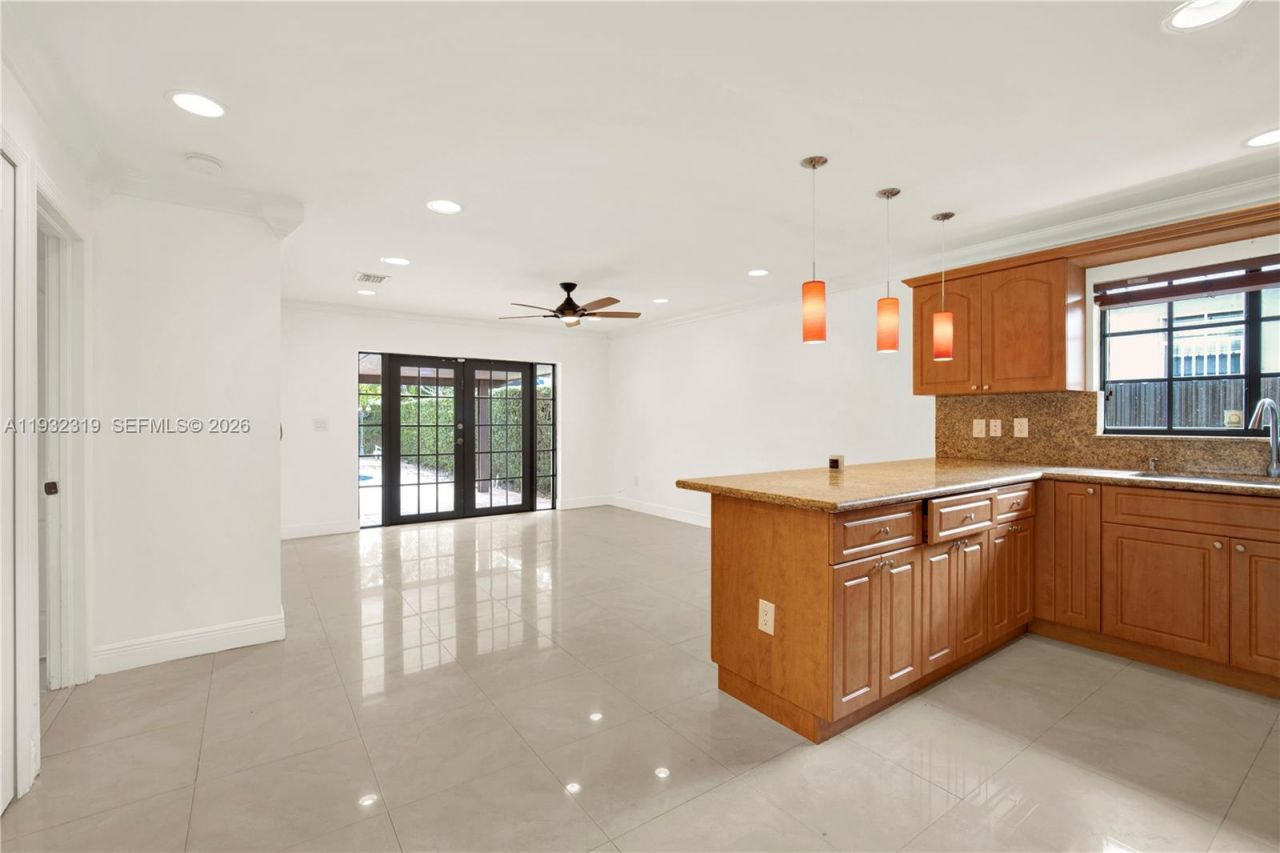 2237 SW 63rd Ave, Miami, FL 33155 Photo