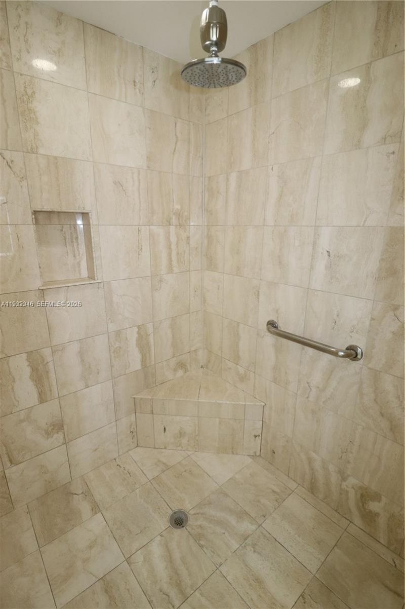 151 Crandon Blvd, Unit 926, Key Biscayne, FL 33149 Photo