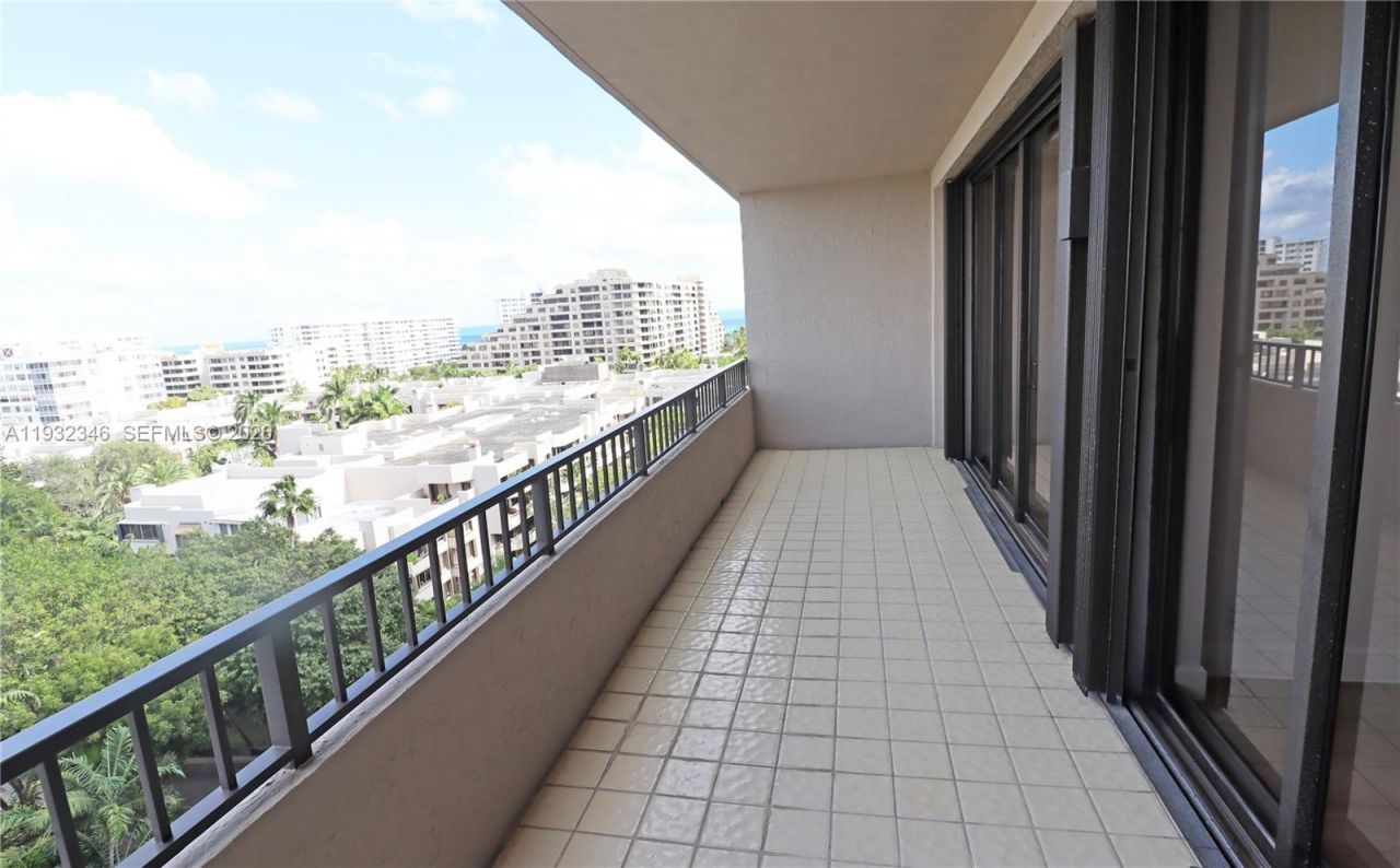 151 Crandon Blvd, Unit 926, Key Biscayne, FL 33149 Photo