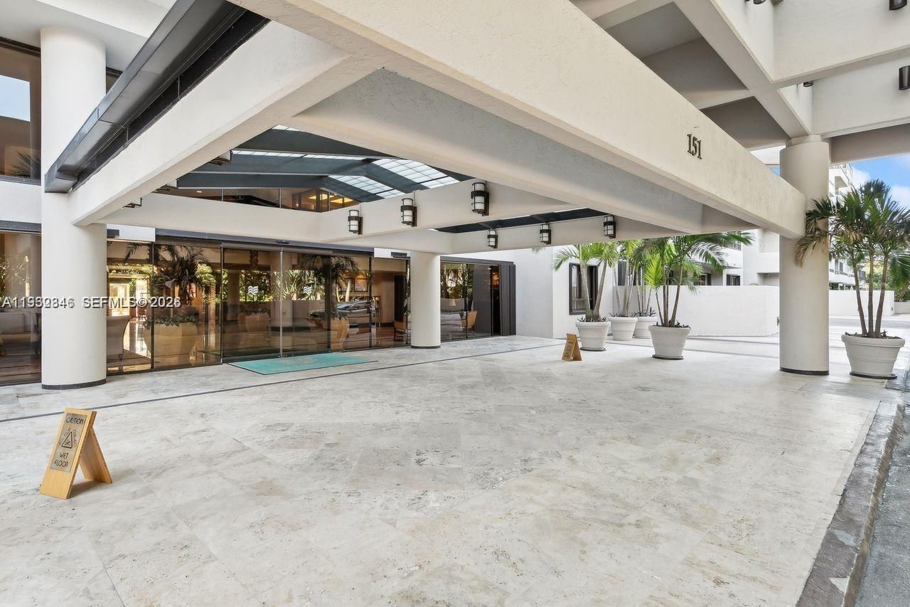 151 Crandon Blvd, Unit 926, Key Biscayne, FL 33149 Photo