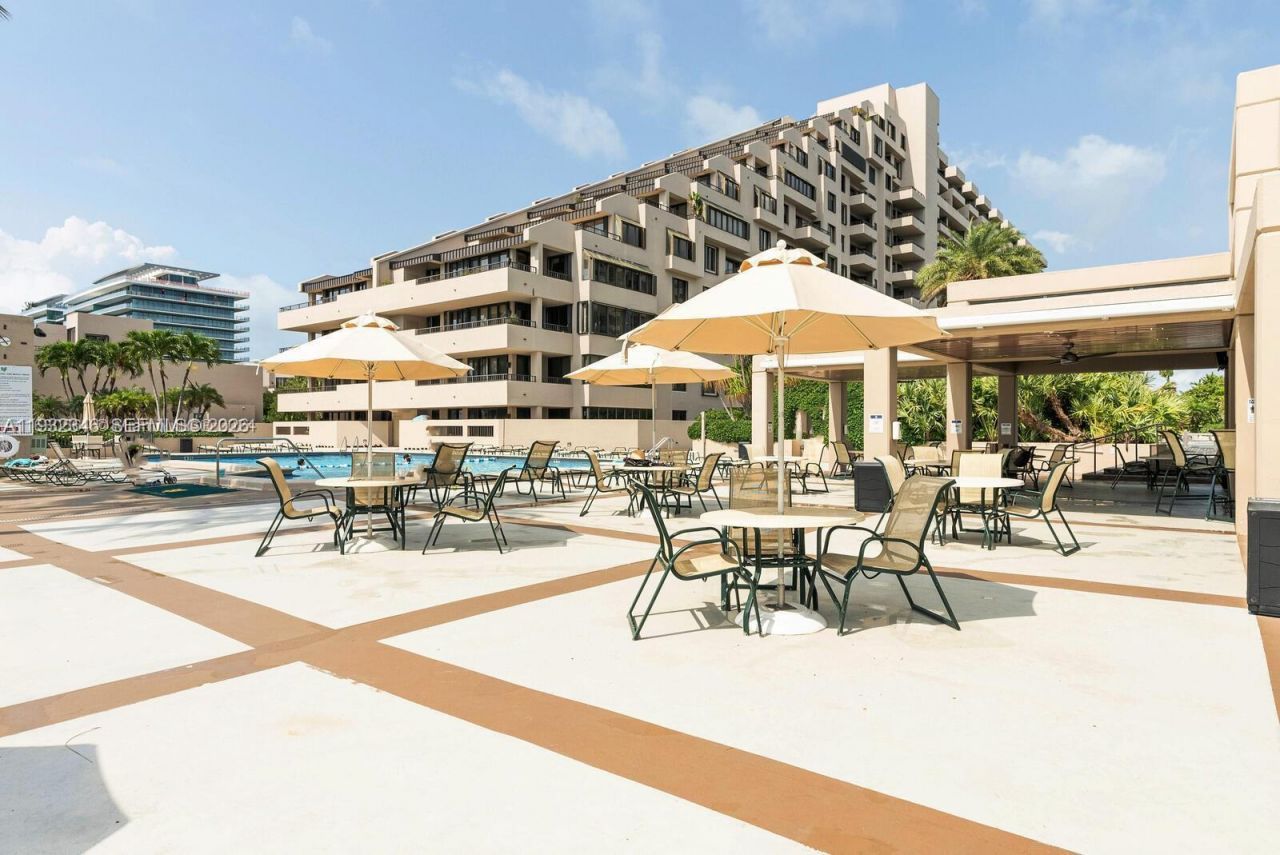 151 Crandon Blvd, Unit 926, Key Biscayne, FL 33149 Photo