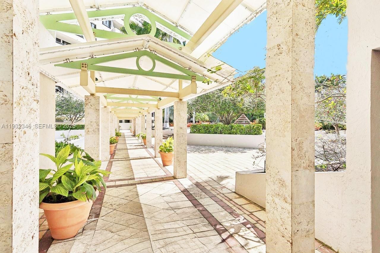 151 Crandon Blvd, Unit 926, Key Biscayne, FL 33149 Photo