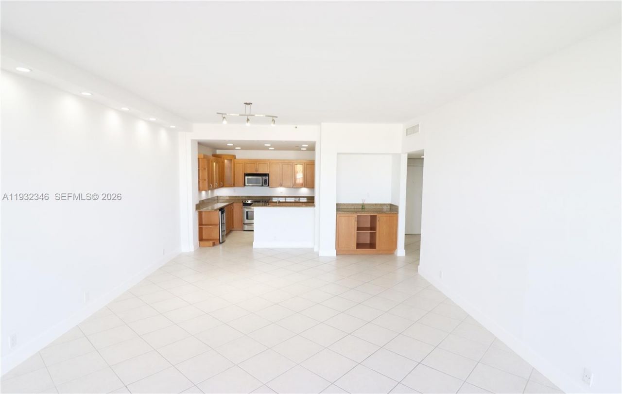 151 Crandon Blvd, Unit 926, Key Biscayne, FL 33149 Photo