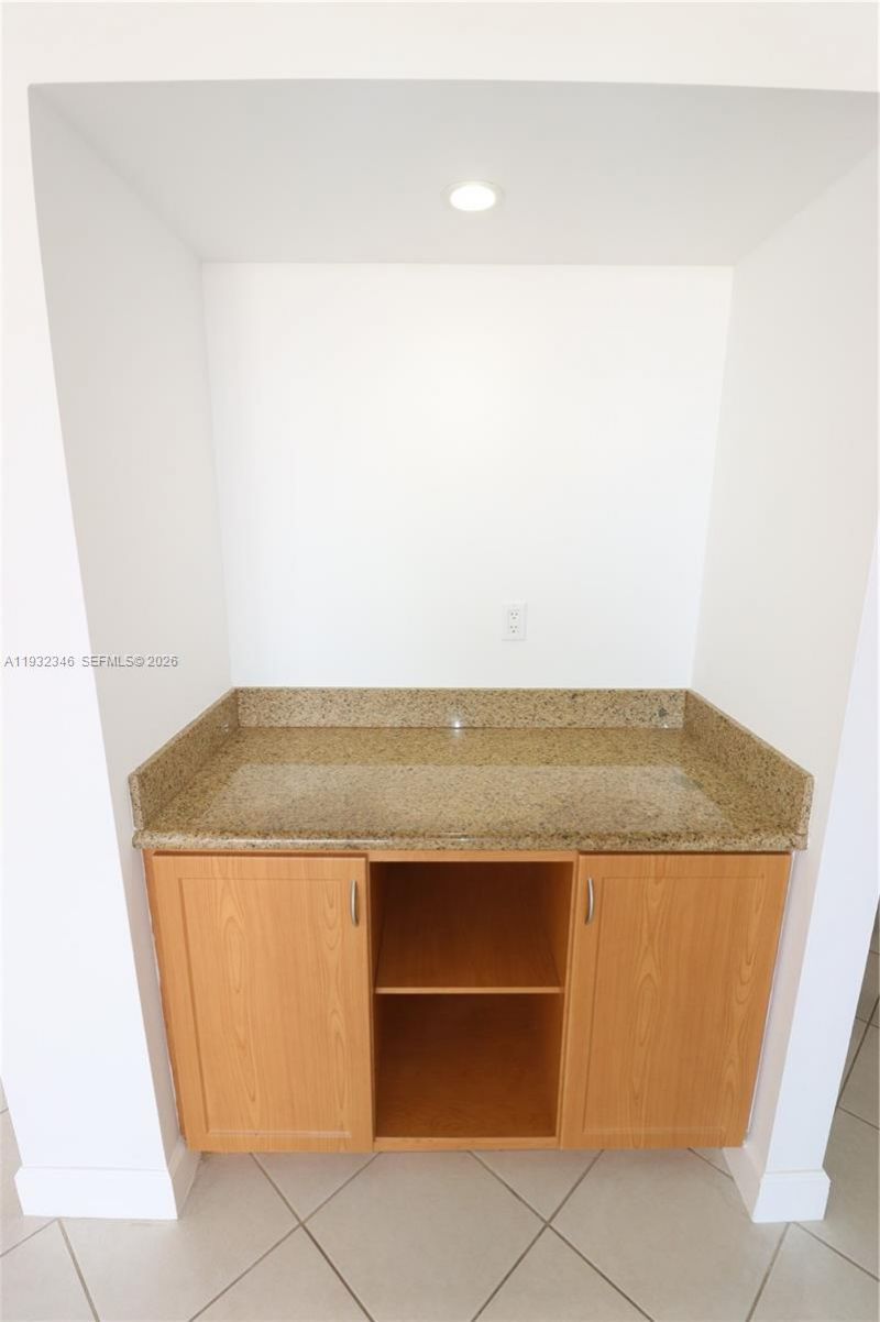 151 Crandon Blvd, Unit 926, Key Biscayne, FL 33149 Photo