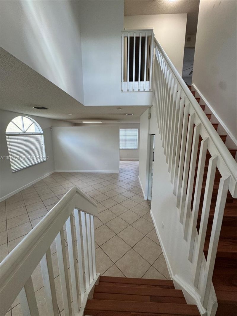 327 NW 159th Ave, Unit N/A, Pembroke Pines, FL 33028 Photo