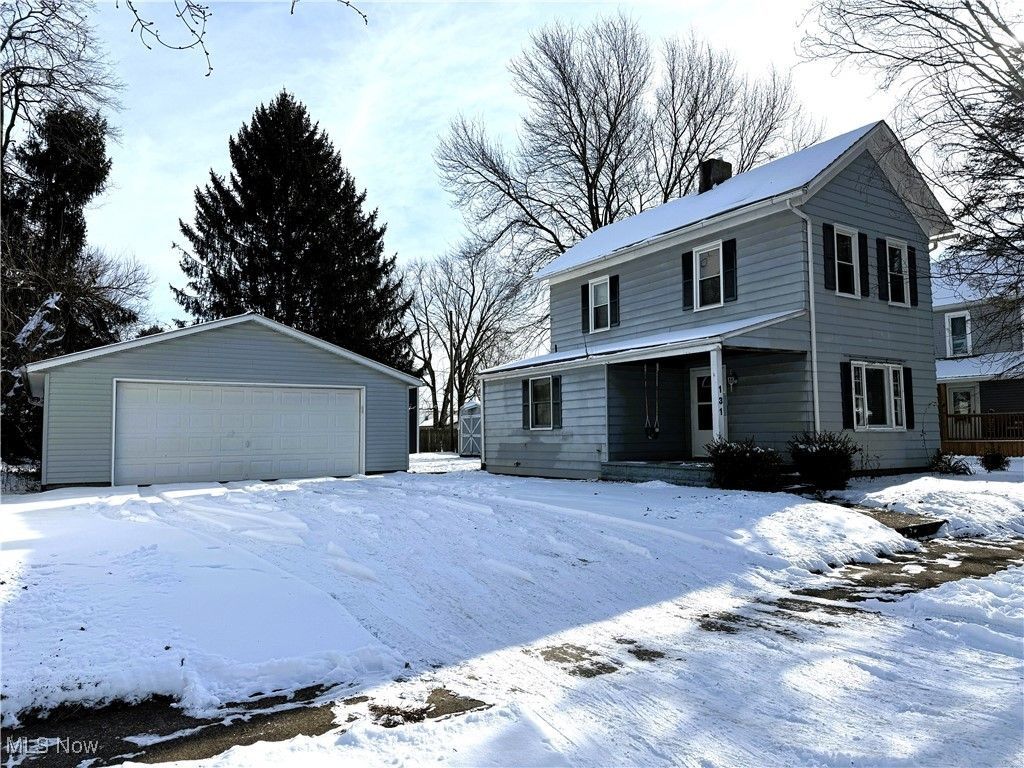 131 8th Street Sw, New Philadelphia, OH 44663 Main Photo