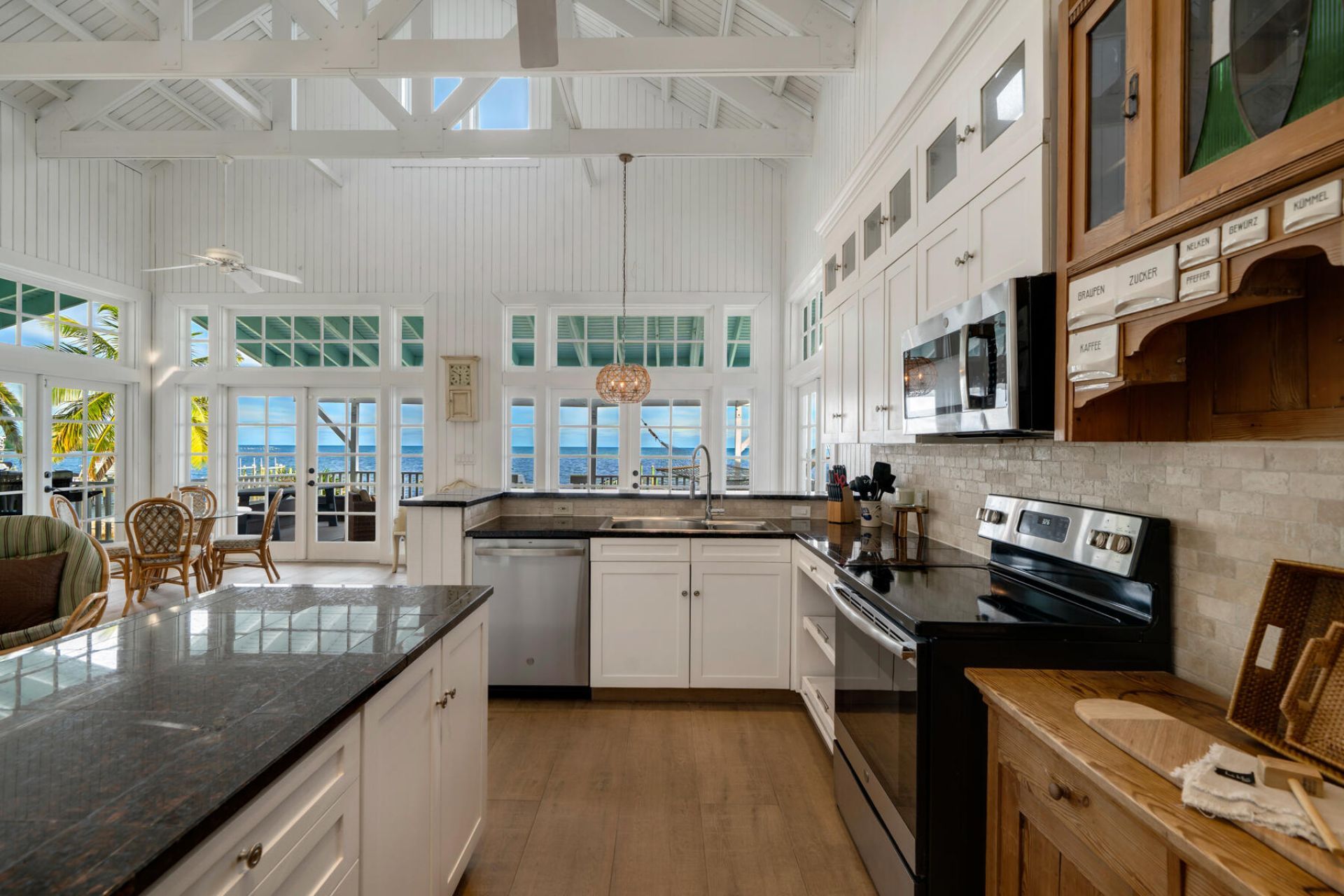 236 Tarpon Street, Tavernier, FL 33070 Photo