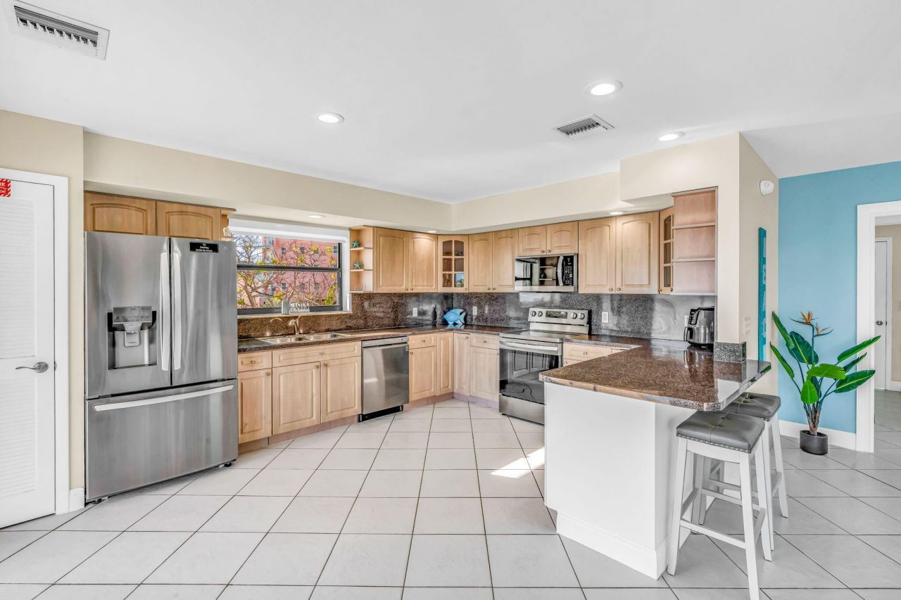 33 Kyle Way, Marathon, FL 33050 Photo