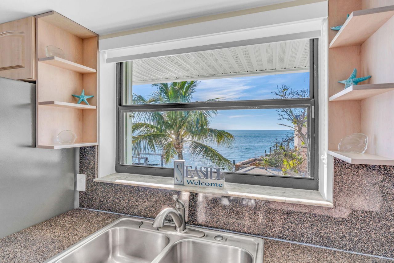 33 Kyle Way, Marathon, FL 33050 Photo