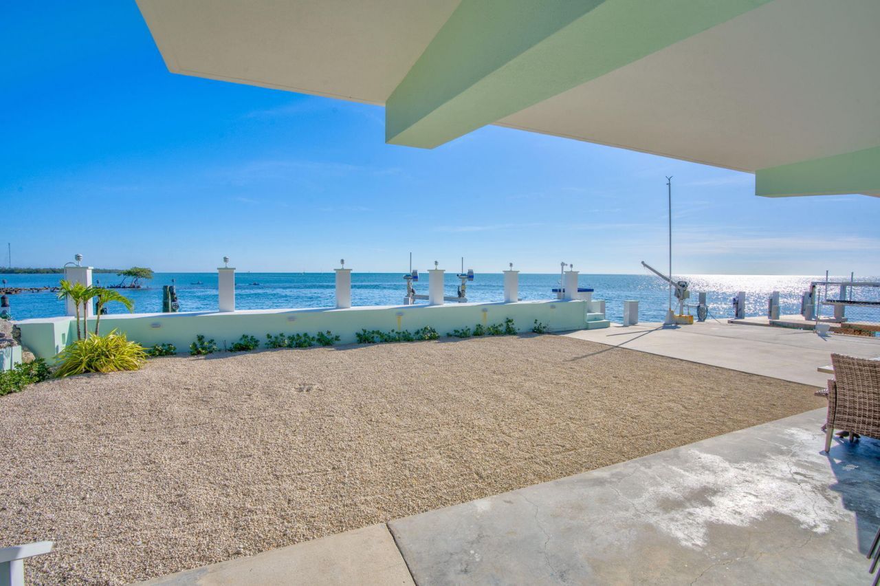 33 Kyle Way, Marathon, FL 33050 Photo