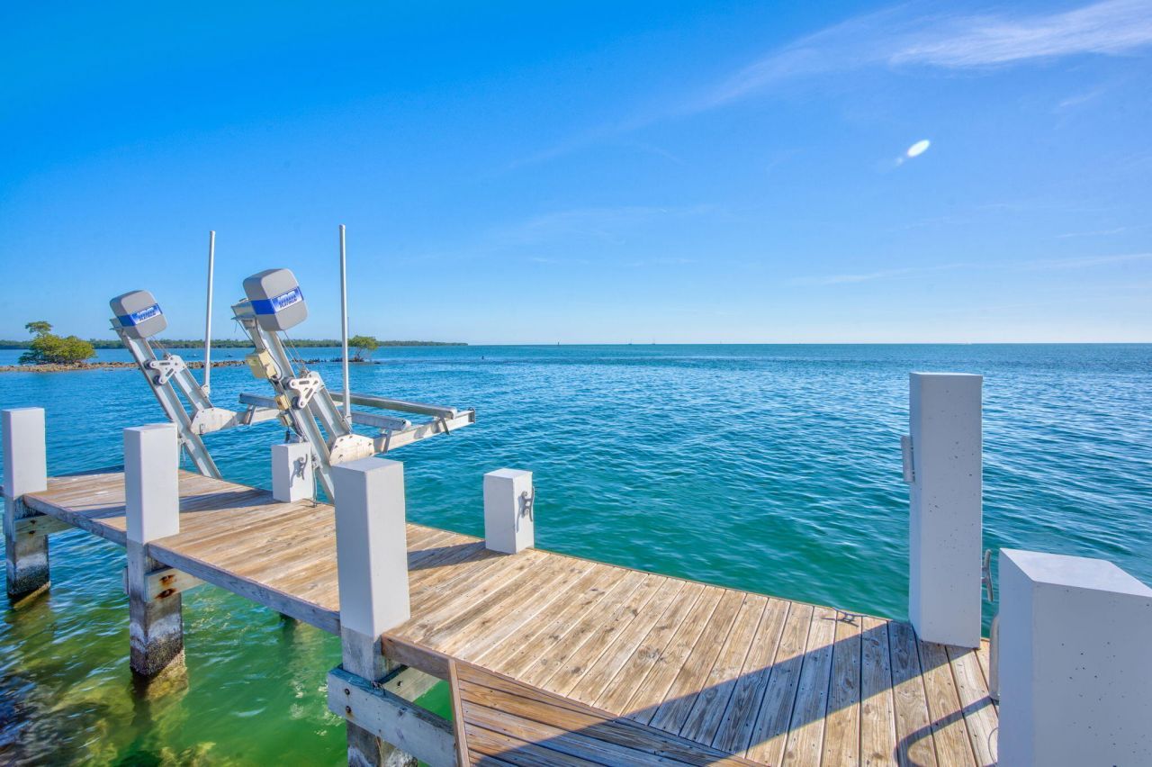 33 Kyle Way, Marathon, FL 33050 Photo