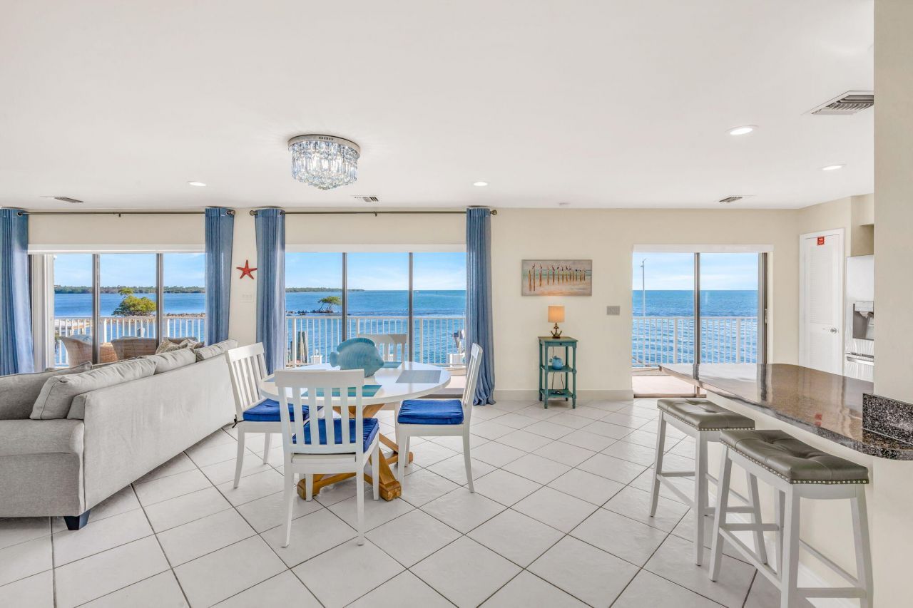 33 Kyle Way, Marathon, FL 33050 Photo