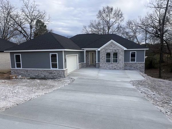 144 SKYLINE Drive, Hot Springs, AR 71913