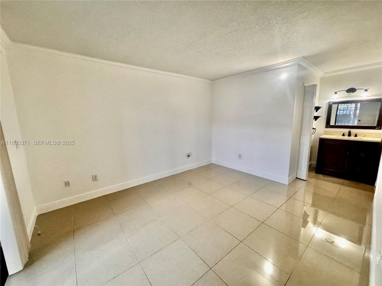6455 W 27th Ave , Unit 44-13, Hialeah, FL 33016 Photo