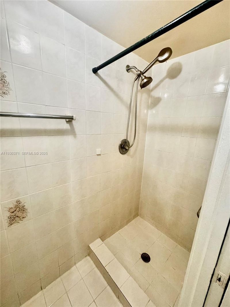 6455 W 27th Ave , Unit 44-13, Hialeah, FL 33016 Photo