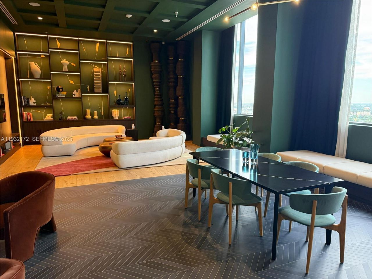 11 NE 6th St, Unit 801, Miami, FL 33132 Photo