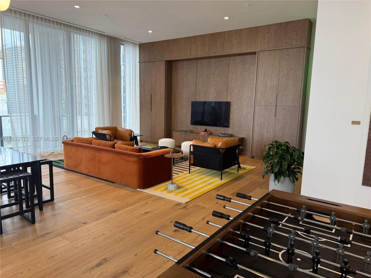 11 NE 6th St, Unit 801, Miami, FL 33132 Photo