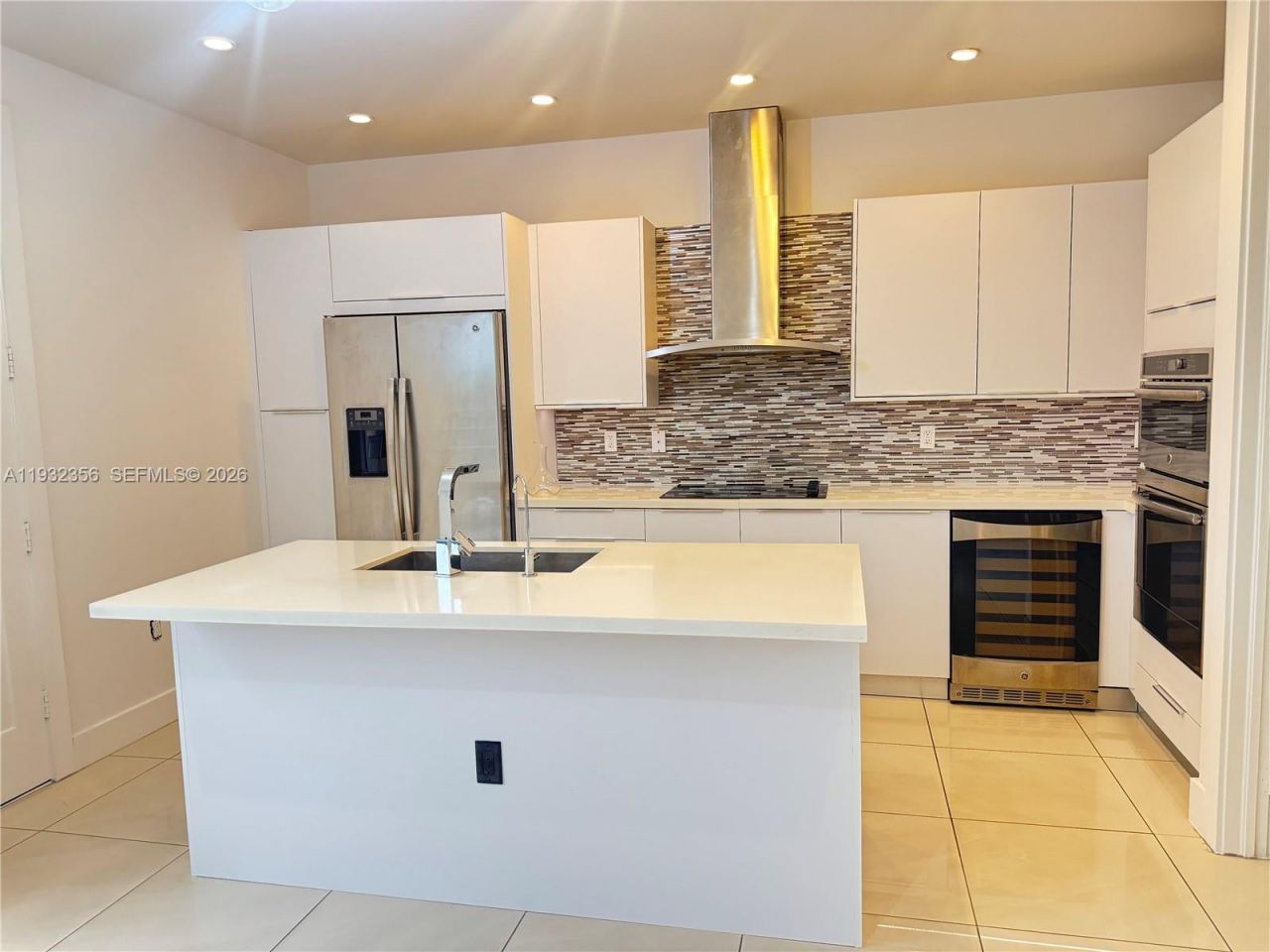 10550 NW 65th Ln , Doral, FL 33178 Photo