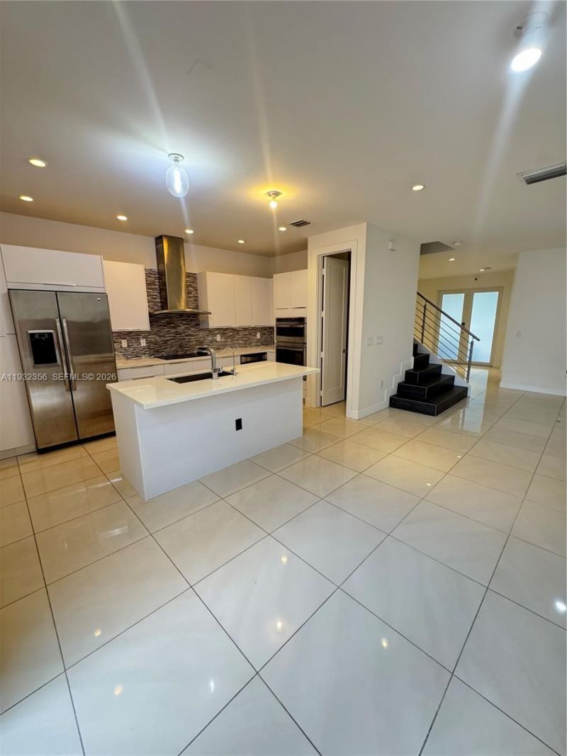 10550 NW 65th Ln , Doral, FL 33178 Photo