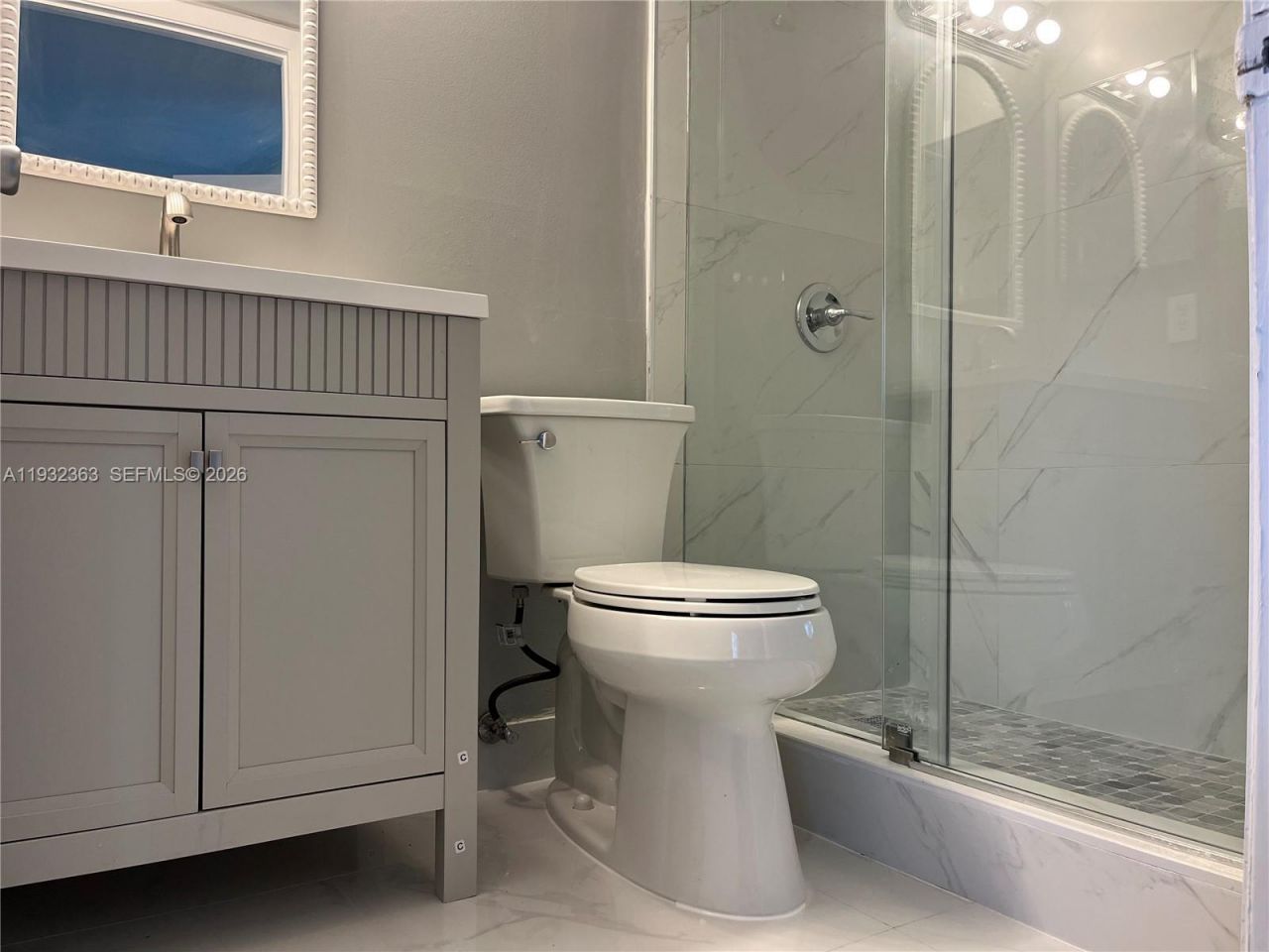 350 W Palm Cir W, Unit 201, Pembroke Pines, FL 33025 Photo