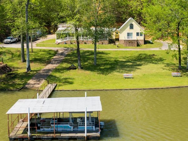 527 Bear Creek Dr, Cherokee, AL