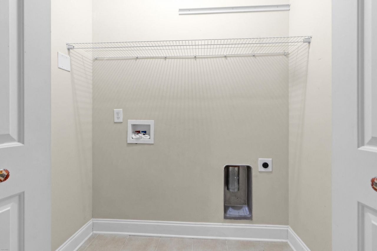 2244 Ashley Crossing Drive Photo 24