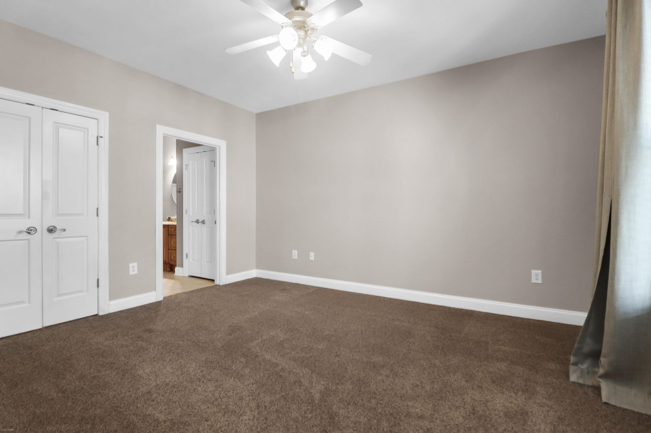 2244 Ashley Crossing Drive Photo 28