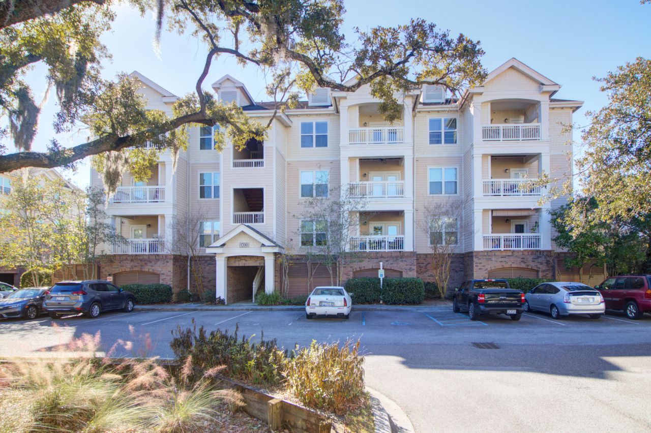 2244 Ashley Crossing Drive Photo 33