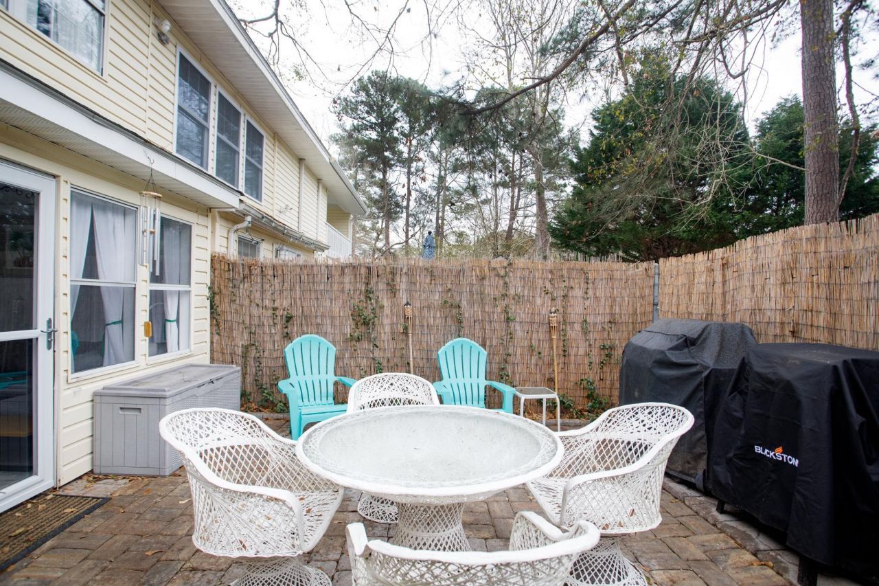 407 Old South Circle Photo 12