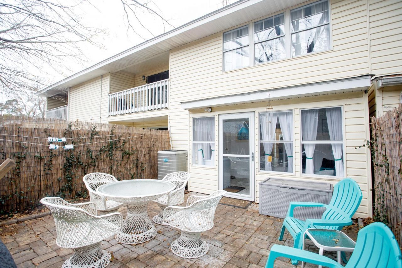 407 Old South Circle Photo 13