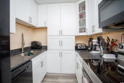 407 Old South Circle photo 4