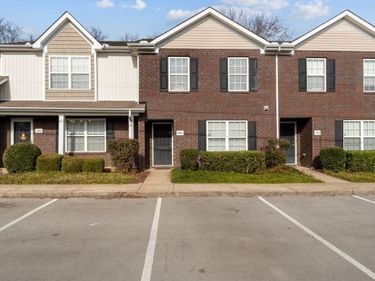 4016 George Buchanan Dr, La Vergne, TN 37086