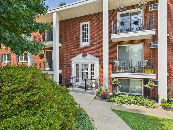 1810 National Rd. B2-208, Wheeling, WV 26003