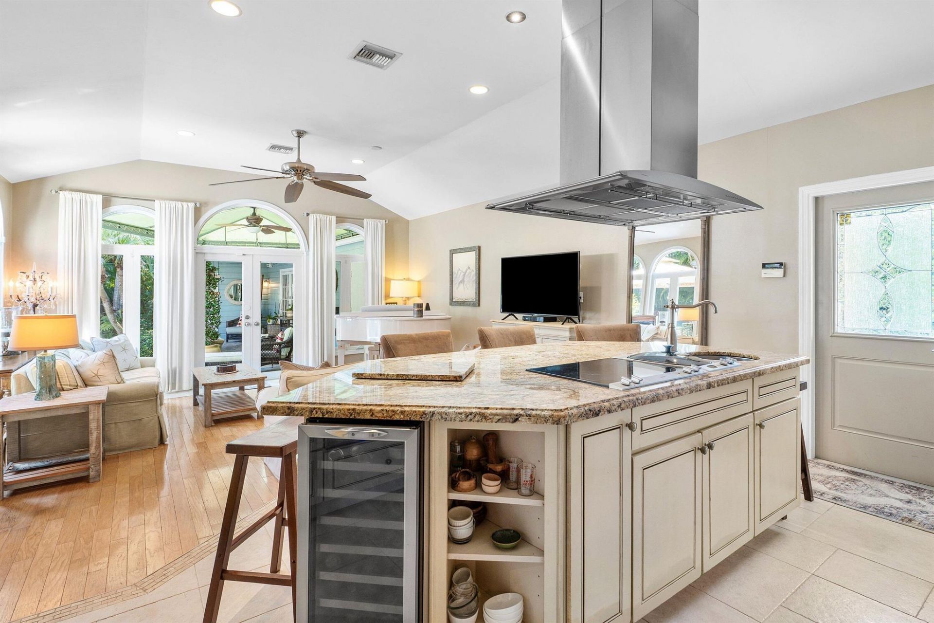 802 NE 2nd Street, Delray Beach, FL 33483 Photo