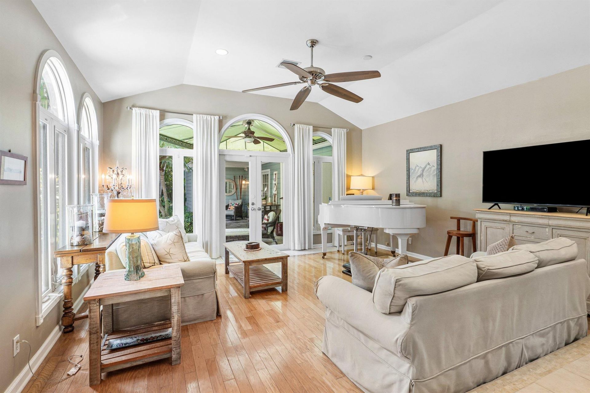 802 NE 2nd Street, Delray Beach, FL 33483 Photo