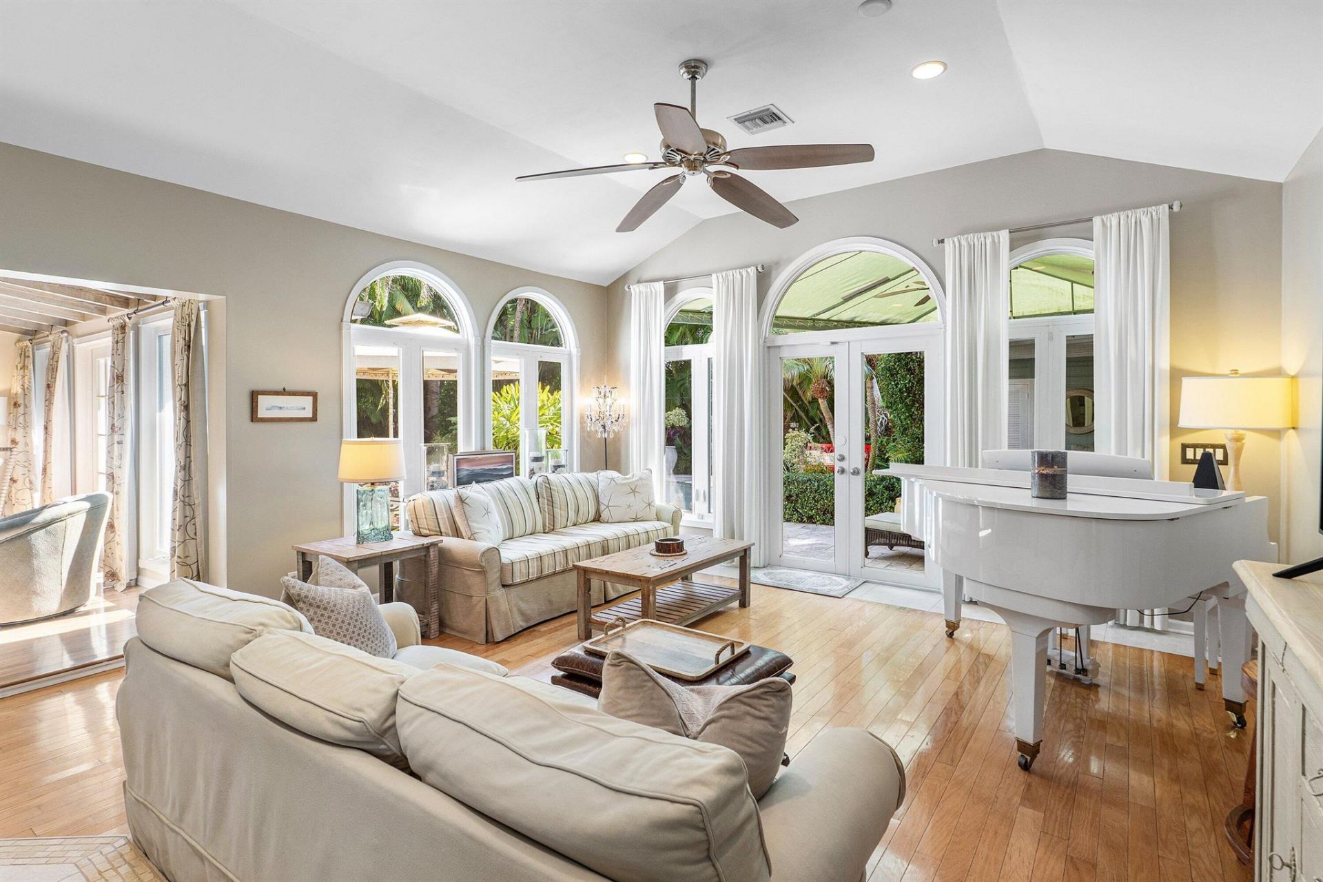 802 NE 2nd Street, Delray Beach, FL 33483 Photo