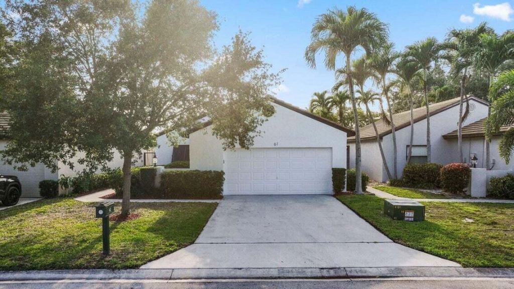 61 N Ironwood Way, Palm Beach Gardens, FL 33418 Photo