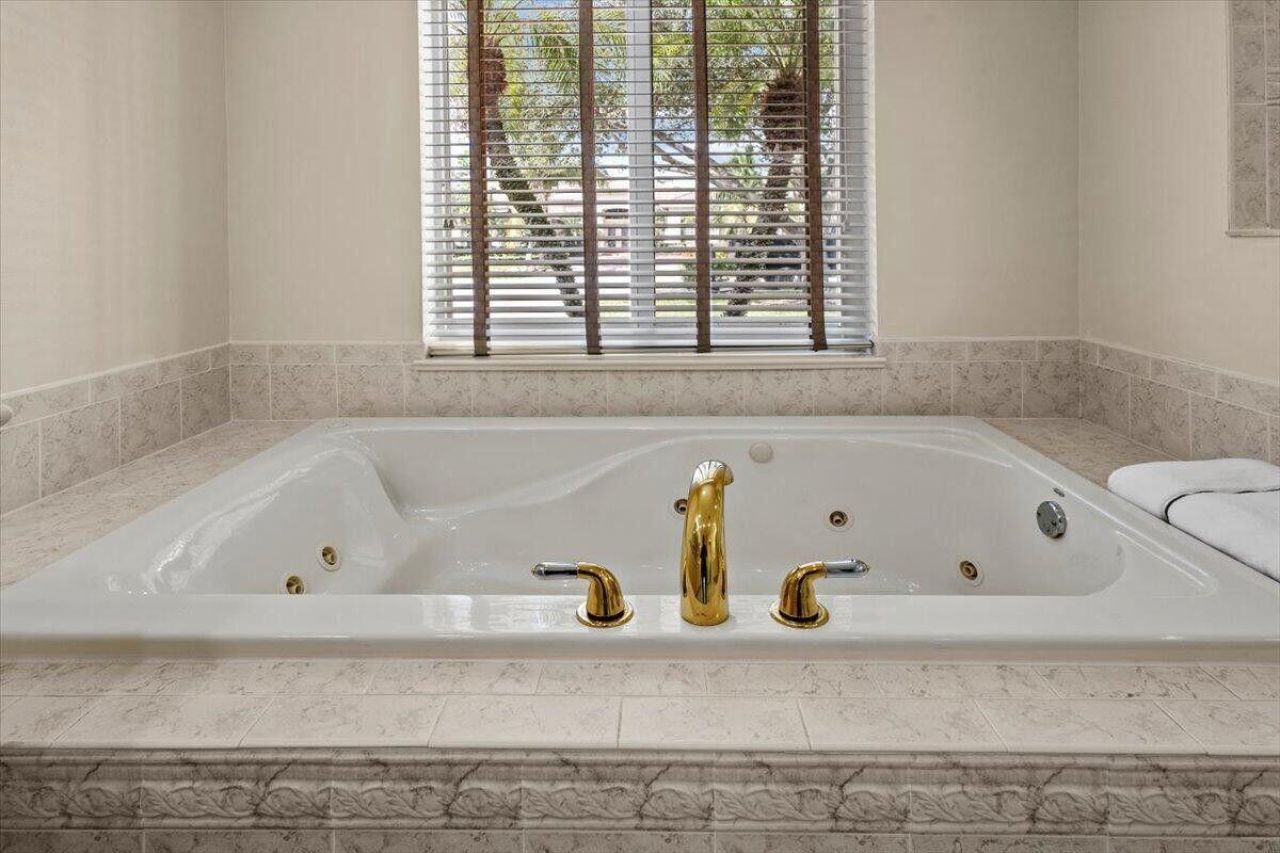 8048 Links Way, Port Saint Lucie, FL 34986 Photo