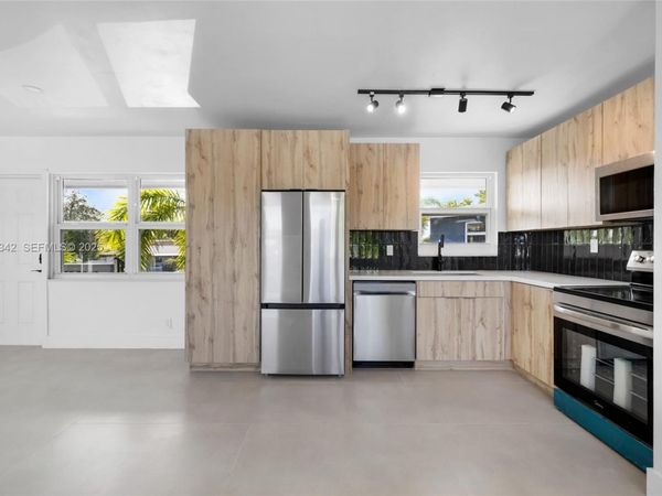 5195 NE 18th Ave , Unit 3, Fort Lauderdale, FL 33334