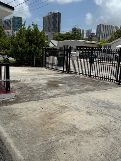 67 NW 34th St, Miami, FL 33127 Photo