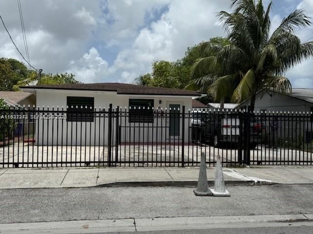 67 NW 34th St, Miami, FL 33127 Photo
