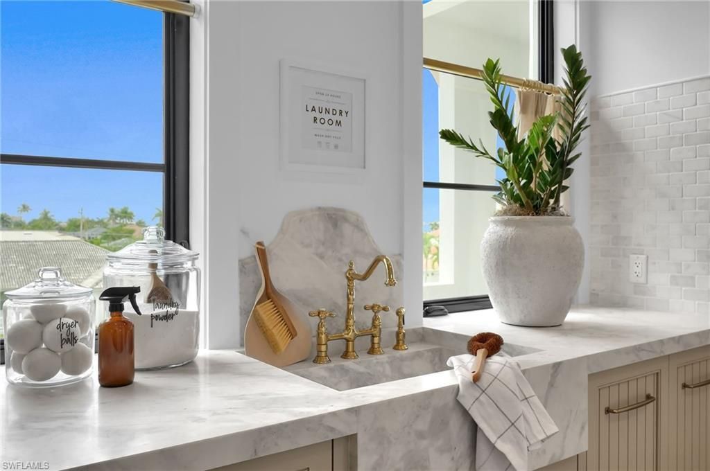 839 Chestnut Ct, Marco Island, FL 34145 Photo