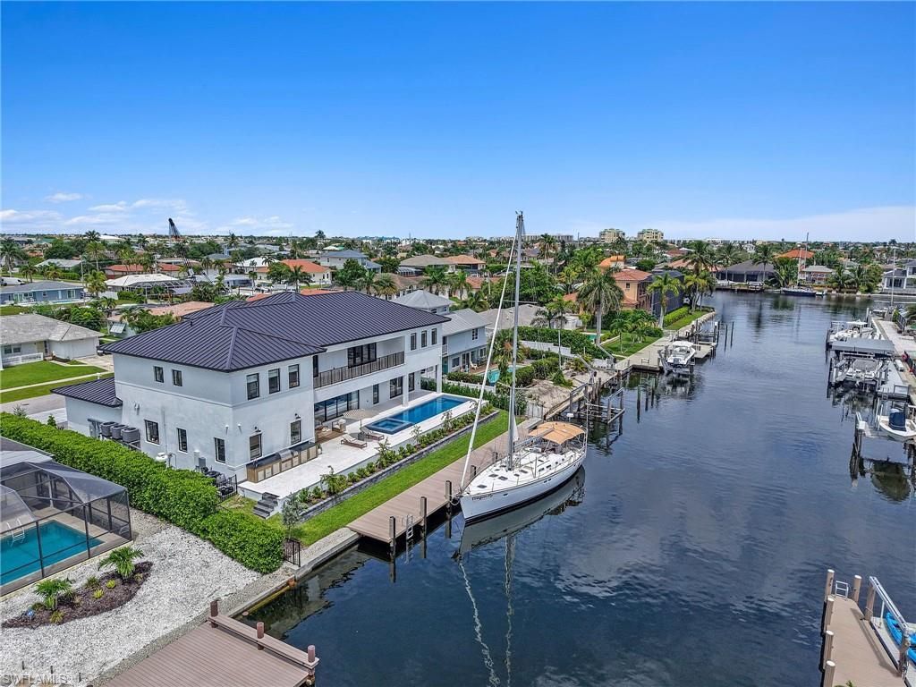 839 Chestnut Ct, Marco Island, FL 34145 Photo